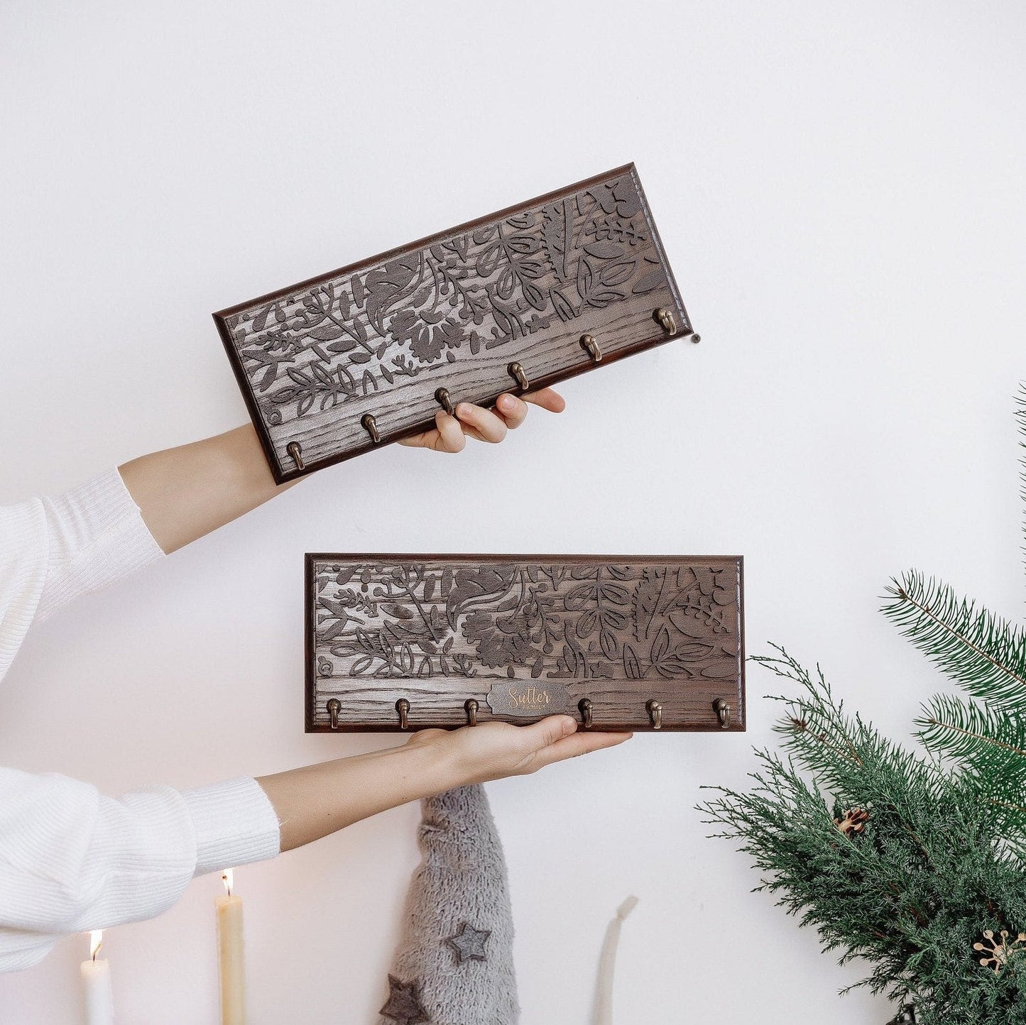 ключниця настінна
Ключниця настінна з прізвищем
ящики для ключів
Оздоблення в коридор