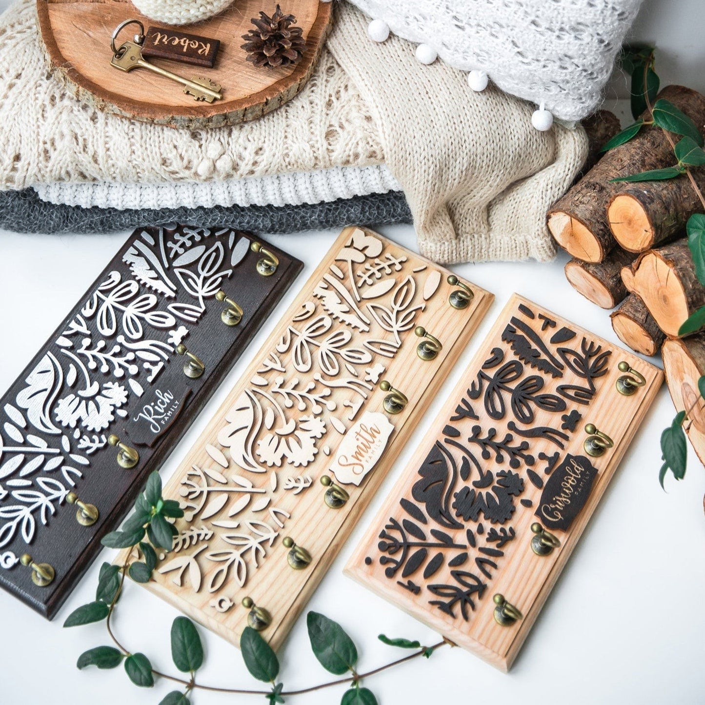 Настінні ключниці
Навісний органайзер для ключів з натурального дерева
ключниця настінна