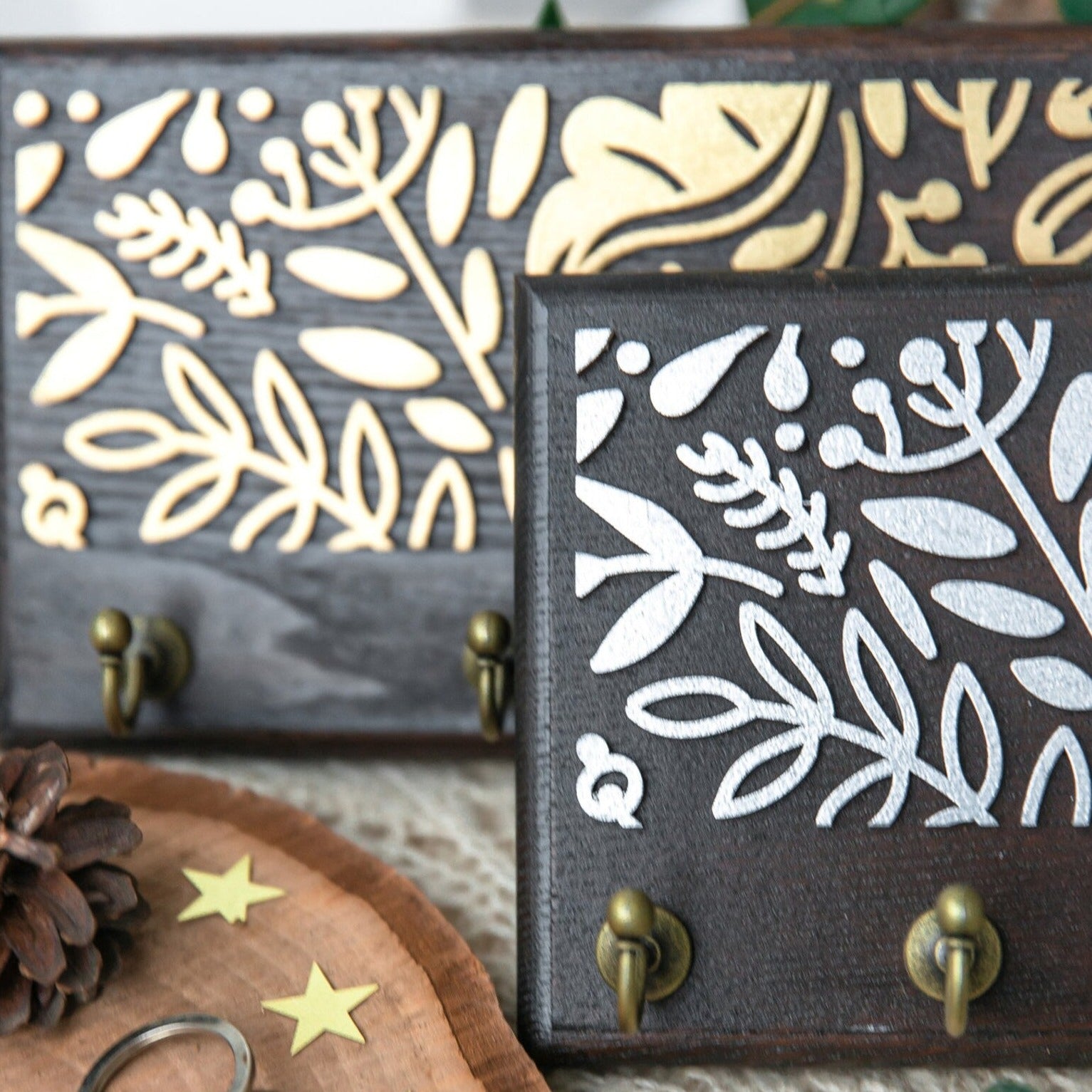 Ключниця настінна з прізвищем
ящики для ключів
ключниця, в коридор