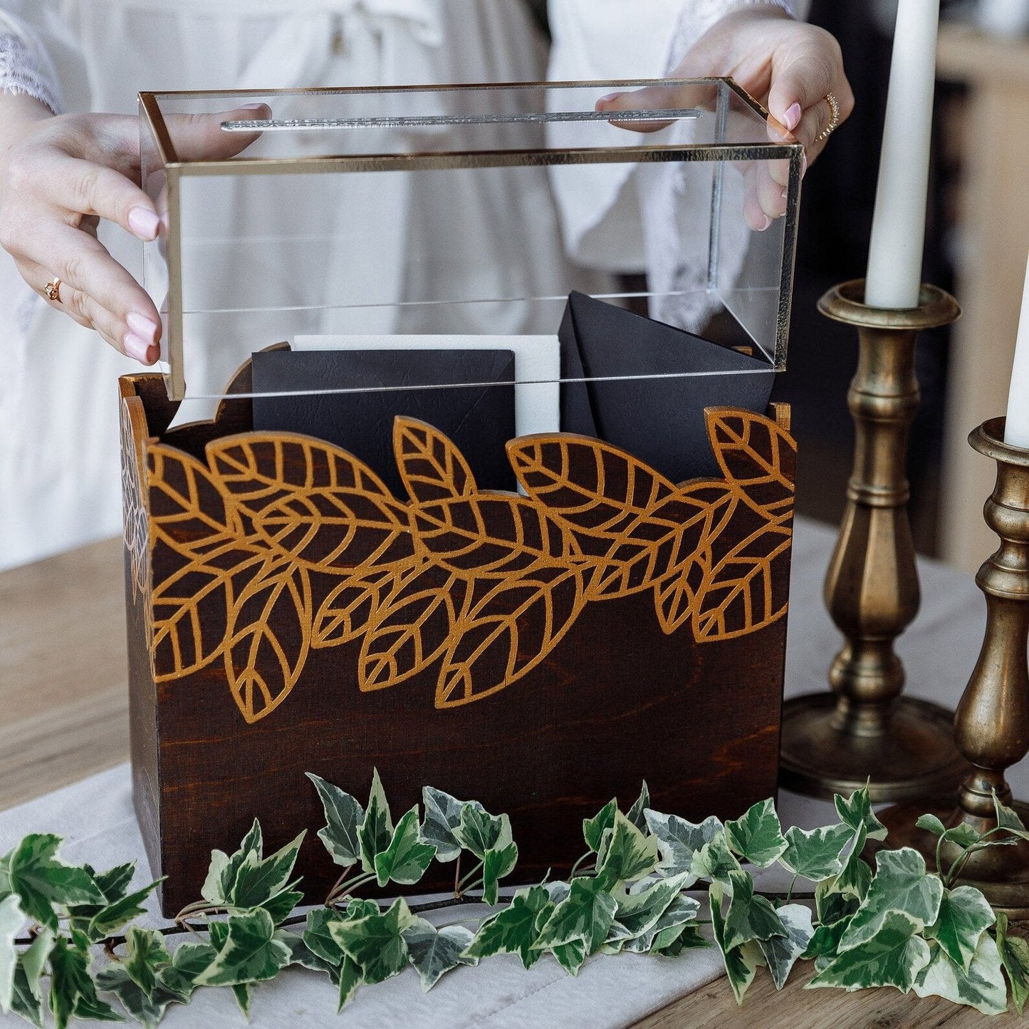 Все необхідне для наречених
Весільні товари
Весільні аксесуари
Весільна скриня для конвертів
скриня на весілля
Скринька для грошей